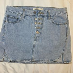 Levi’s icon skirt